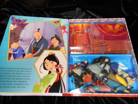 Disney Sketchbook Ornament - Fairytale Moments Mulan