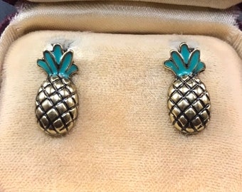 Vintage Golden Pineapple Earrings: Kitsch Fruit Jewelry