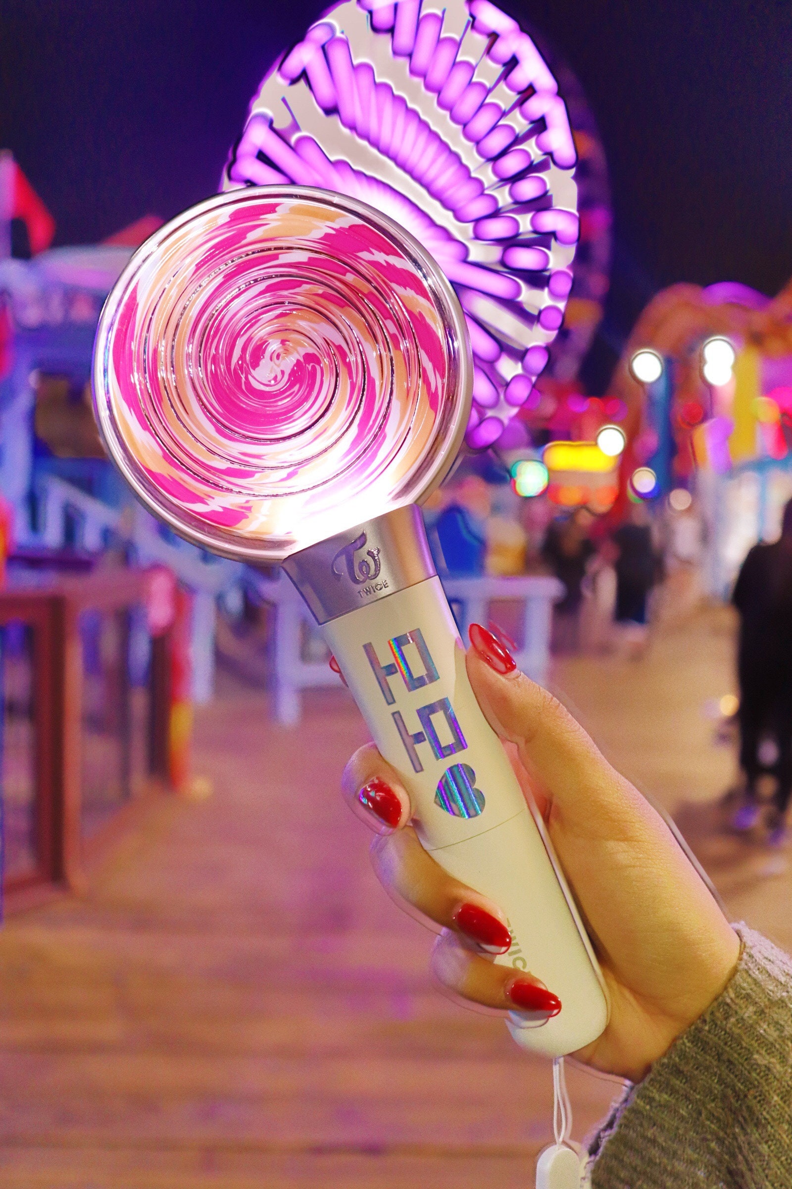 TWICE LIGHT STICK KEYRING VERSION 2 : CANDY BONG Z – KPOP Store in USA