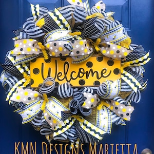 Bumblebee Welcome Wreath: Handmade Summer Door Decor