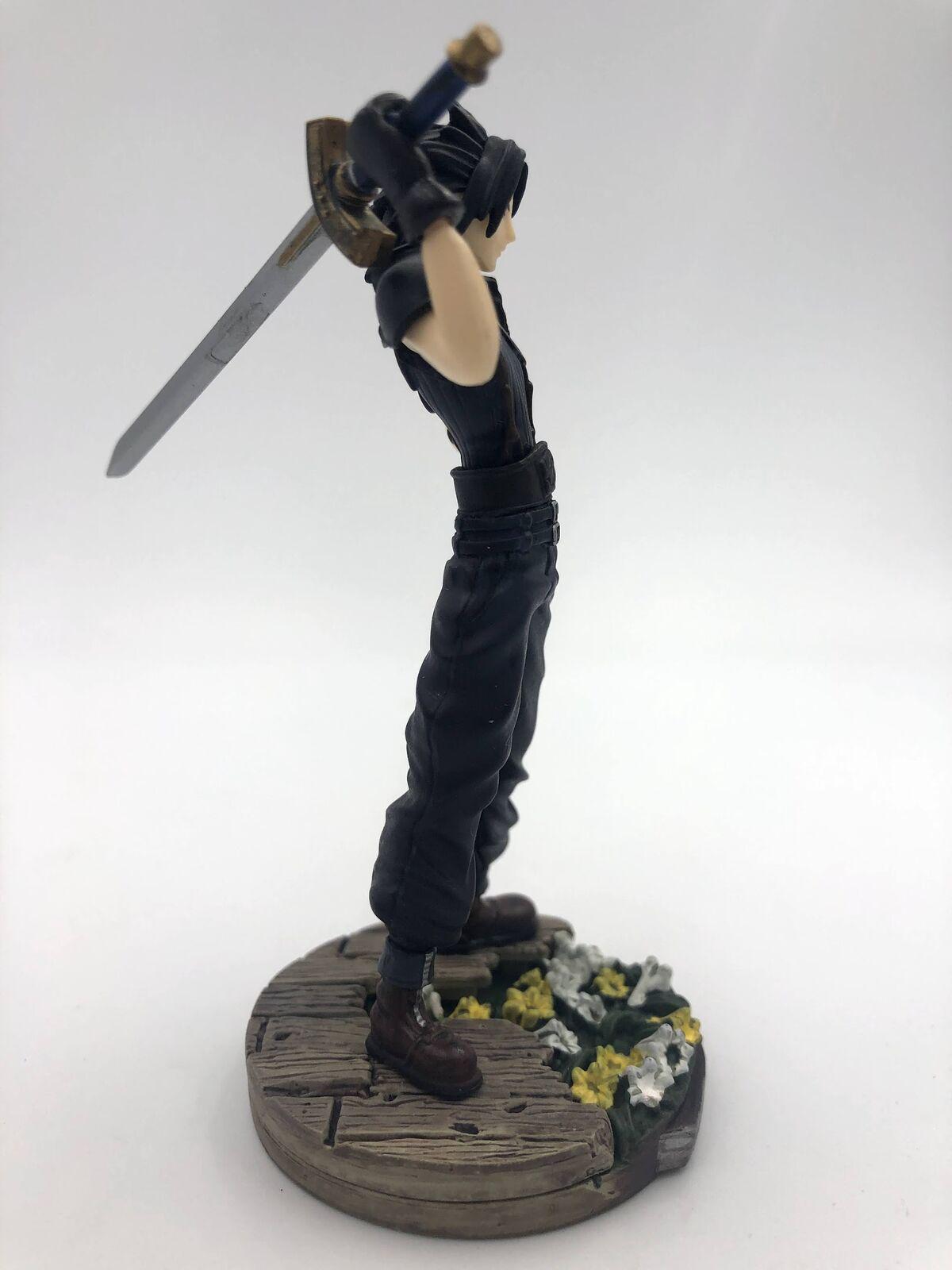 Crisis Core Final Fantasy VII Trading Arts Mini Figure Zack Fair