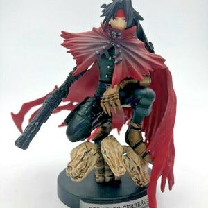 Dirge of Cerberus Final Fantasy VII Trading Arts Mini figure Vincent Valentine