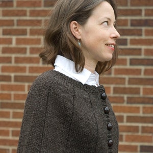 Alice&#39;s Capelet - Pattern - Knitting - Instant PDF Download