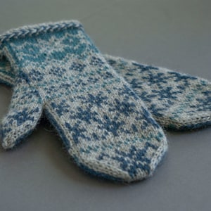 Transatlantic Mittens - Pattern - Knitting - Instant PDF Download