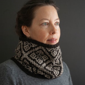 Horae Cowl - Pattern - Knitting - Instant PDF Download