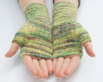 Finger Painting Mitts - Pattern - Knitting - Instant PDF Download