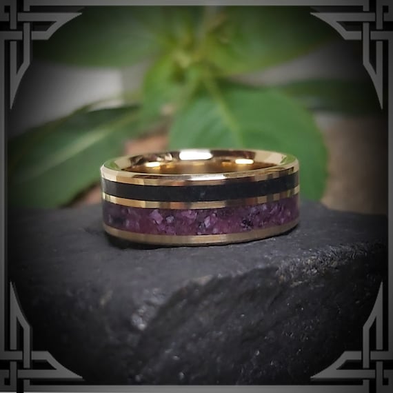 18K Gold Band with a Violet & Black Jade Inlay, Custom Jewelry, Made in Canada