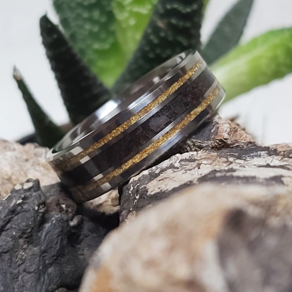 24 Karat Gold, Meteorite in Titanium. Handmade Jewelry, Any Occasion. Men's Wedding Bands, Wedding Rings