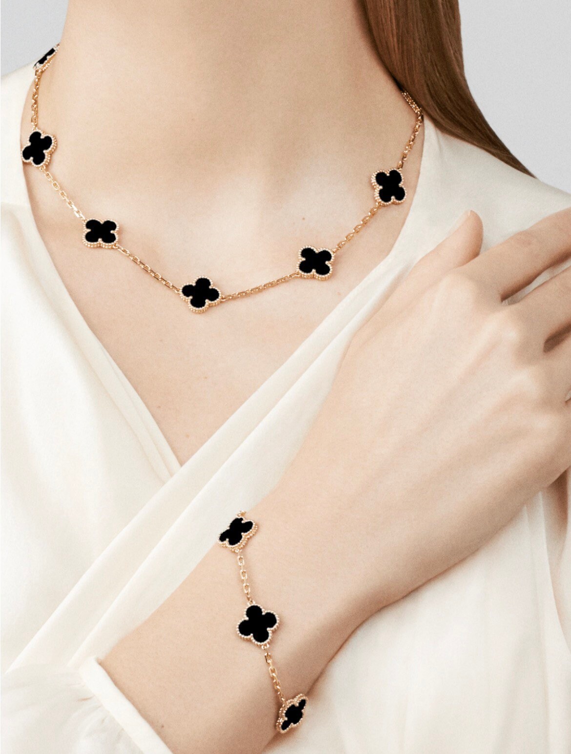Designer inspired Four leaf clover bracelet.. available in Etsy