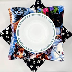 Handmade Kittens & Paws Microwave Bowl Cozy: Reversible Cotton