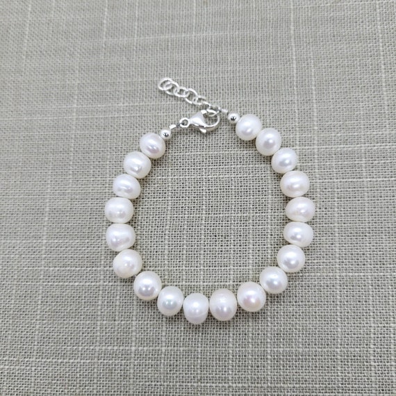 Pearl hotsell bracelet etsy