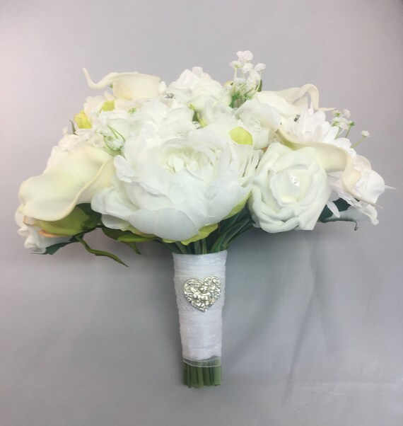 Mariée Bouquet Mariage Artificiel Fleurs Blanches Roses Lys Calla Gerbera Gypsophile Pivoines Diamantes Dentelle Vintage Broche Posie Belle