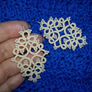 Tatting Schmuck &quot;Lady&quot; Spitze Ohrringe, Mystery Schmuck Ohrringe Geschenk für sie Spitze Schmuck Brautjungfern Ohrringe Leichte Ohrringe
