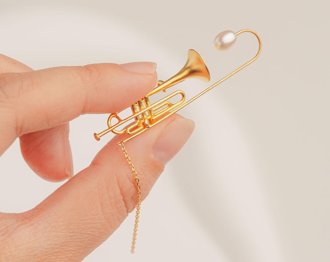 Jazz Serenade Gold Plated Trumpet Brooch –A Timeless Ode to Jazz, Jazz Brooch, Music-themed Jewelry, Instrument Pin, Jazz Lover Gift