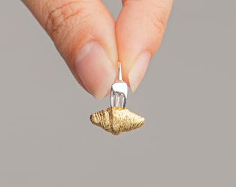 Croissant Charm Ring – A Bite of Parisian Delight in 925 Silver & Gold, Croissant Adjustable Ring, Playful Breakfast Jewelry, Gift for Her