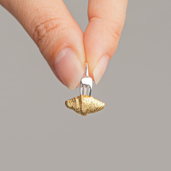 Croissant Charm Ring - Ein Stück Pariser Freude in 925 Silber & Gold, Croissant verstellbarer Ring, spielerischer Frühstück Schmuck, Geschenk für Sie