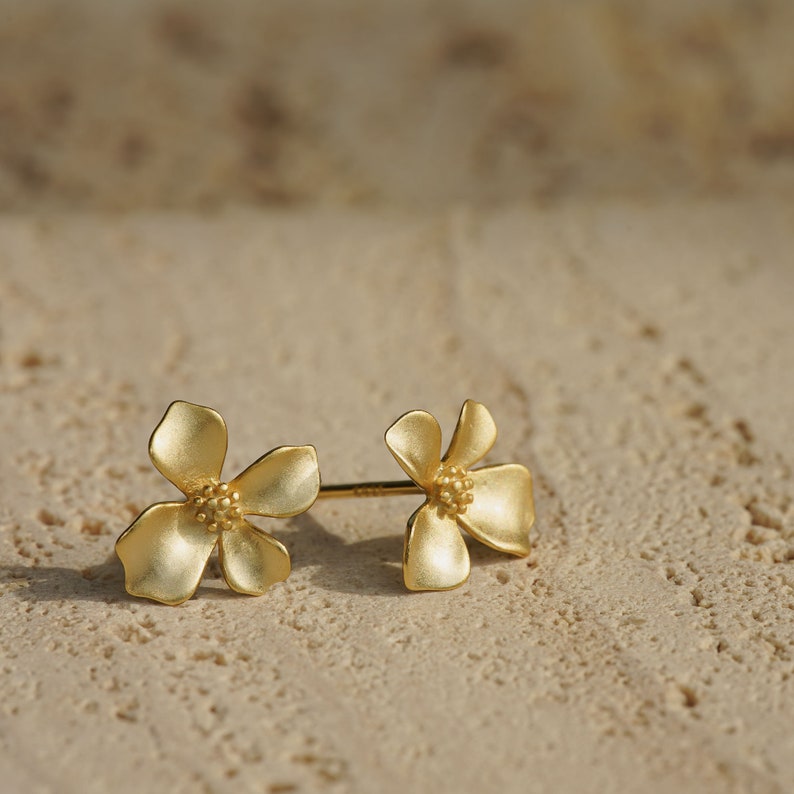 FLOWER EARRING, Gardenia Earrings, Floral Earring,Gold Flower Studs,Gardenia Flower Jewelry,Gardenia Earring, Wedding Earring,Gift for Mom image 2