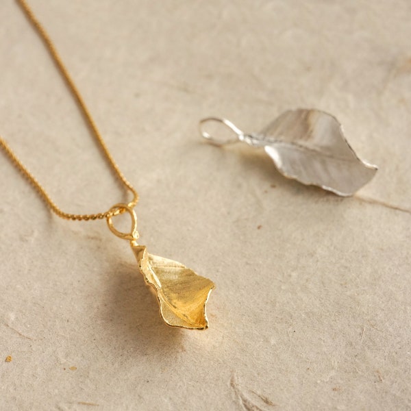 SILVER LEAF NECKLACE, Elegant Leaf Pendant, Leaf Jewellery,Large Leaf Necklace,Leaf Charm,Sterling Silver Necklace, Gift for Mom