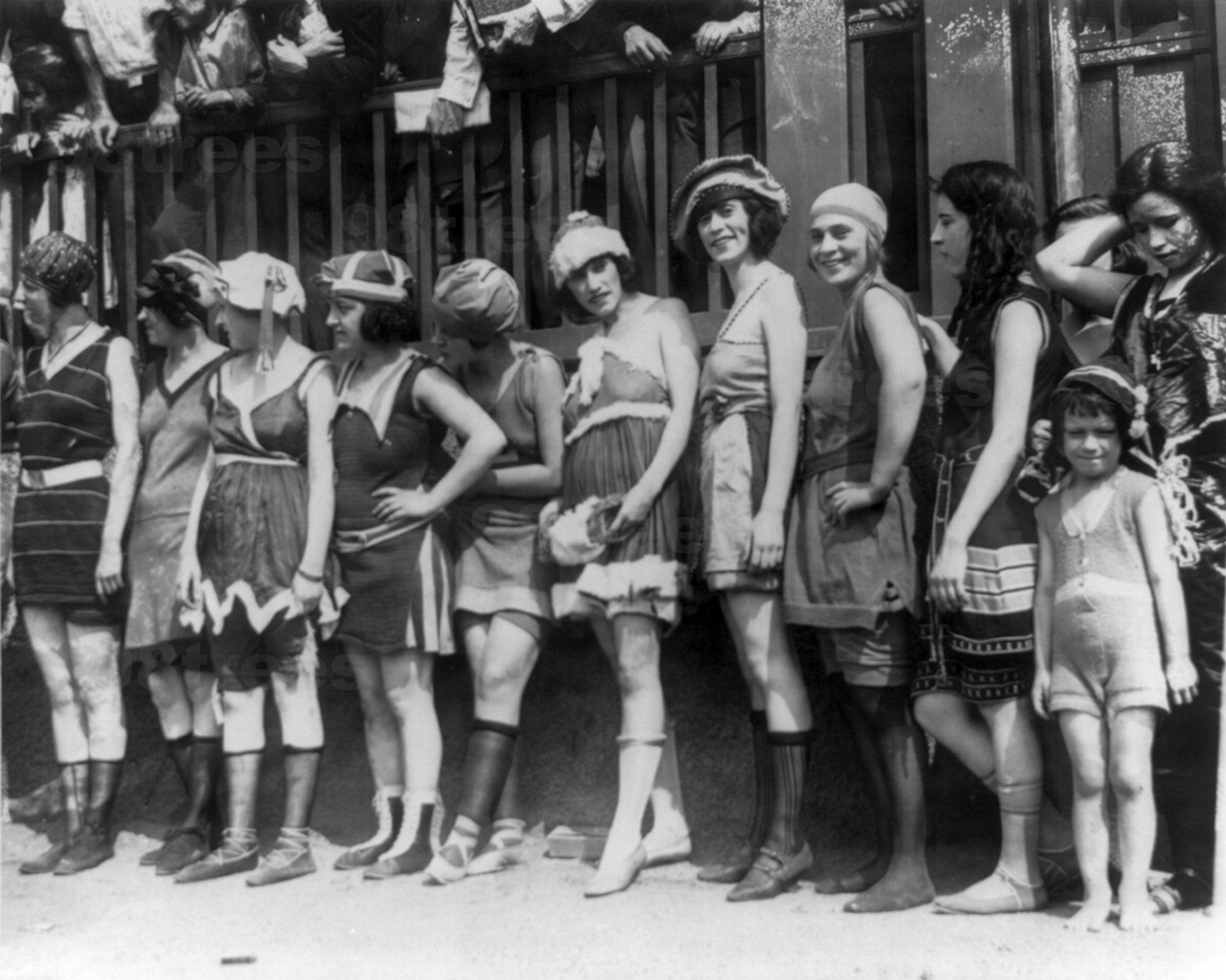 11 Beautiful Vintage Bathing Suits From The 1920s And '30s | atelier ...