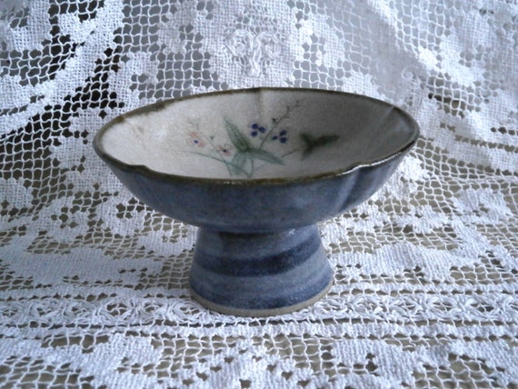 Stoneware Studio Pottery Pedestal Bonbon Dish - Floral Decoration