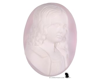 Antique pink shell cameo of a gentleman carved in high relief. FREE WORLDWIDE SHIPPING.