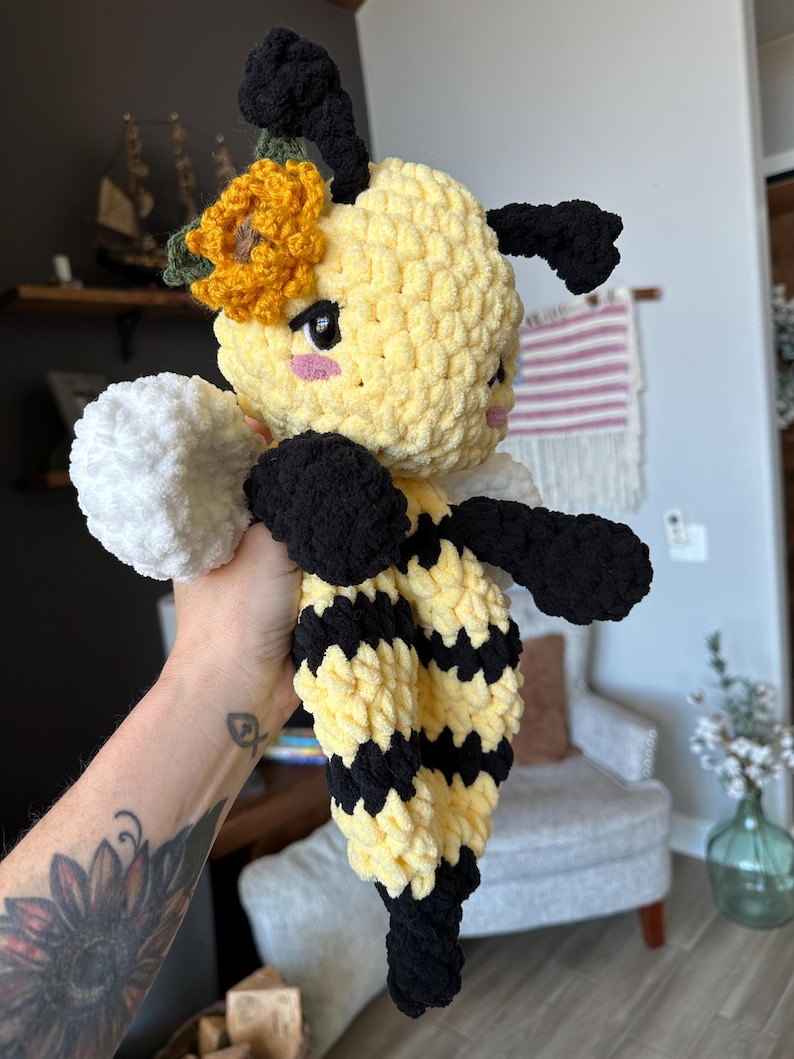 Crochet Bee Snuggler Pattern - Etsy