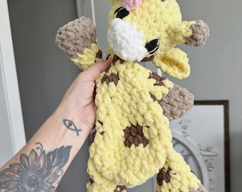 Crocheted Giraff Plushie - Stuffed Animals - Nellas Cottage - Giraffe - Baby Giraffe - Plushie - Giraffe Amigurumi - Crochet - Handmade