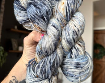 SILENT NIGHT - Hand Dyed Merino Wool Yarn