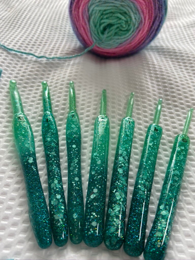 Resin Crochet Hook Acrylic Crochet Hook Glitter Crochet Etsy Canada