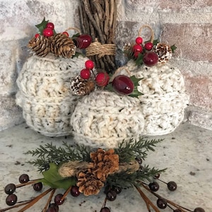 Crochet Pattern - INSTANT PDF DOWNLOAD - Crochet Christmas Ornaments - Farmhouse Christmas Ornaments - Christmas Ornaments - Crochet