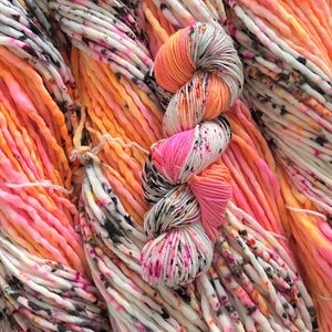 A LIL LOOPY - Hand Dyed Merino Wool Yarn