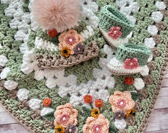 Crocheted Flower Baby Blanket – Soft Acrylic, Handmade Nursery Decor