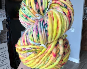 SUNRISE ON KAWAII - Hand Dyed Yarn - Nellas Cottage - Hand Dyed Fiber - Fiber Yarns - Yarn - Maker - Crochet - Knit - Knitting