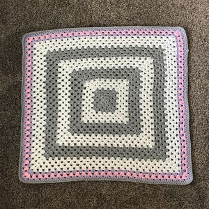 Crochet Pattern - INSTANT PDF DOWNLOAD - Pattern Only - Crochet - Baby Blanket - Granny Square - Crochet Pattern - Baby Blanket Pattern