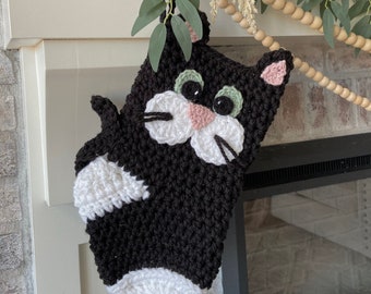 Crochet Pattern - INSTANT PDF DOWNLOAD - Crochet Stocking Pattern - Cat - Dog - Christmas Stocking - Pet Stockings - Nellas Cottage
