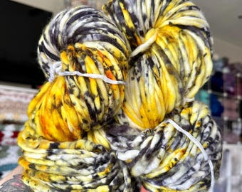 BUMBLE BEE - Hand Dyed Merino Wool Yarn