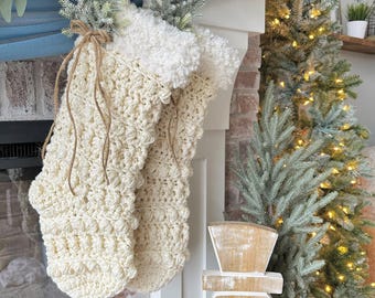 Crochet Pattern - INSTANT PDF DOWNLOAD - Crochet Stocking Pattern - Stocking - Christmas Stocking - Christmas Pattern - Winter Amara