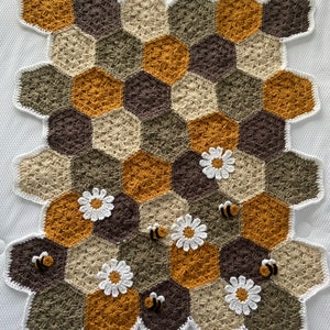 Crochet Pattern - INSTANT PDF DOWNLOAD - Pattern Only - Crochet - Baby Blanket - Bee Blanket - Honeycomb Blanket - Nellas Cottage - Patterns