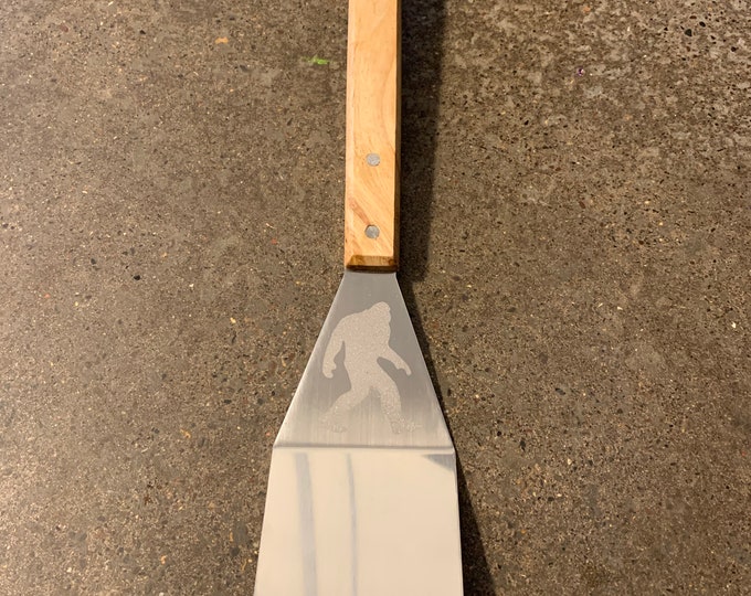 Custom long grilling spatula - stainless steel