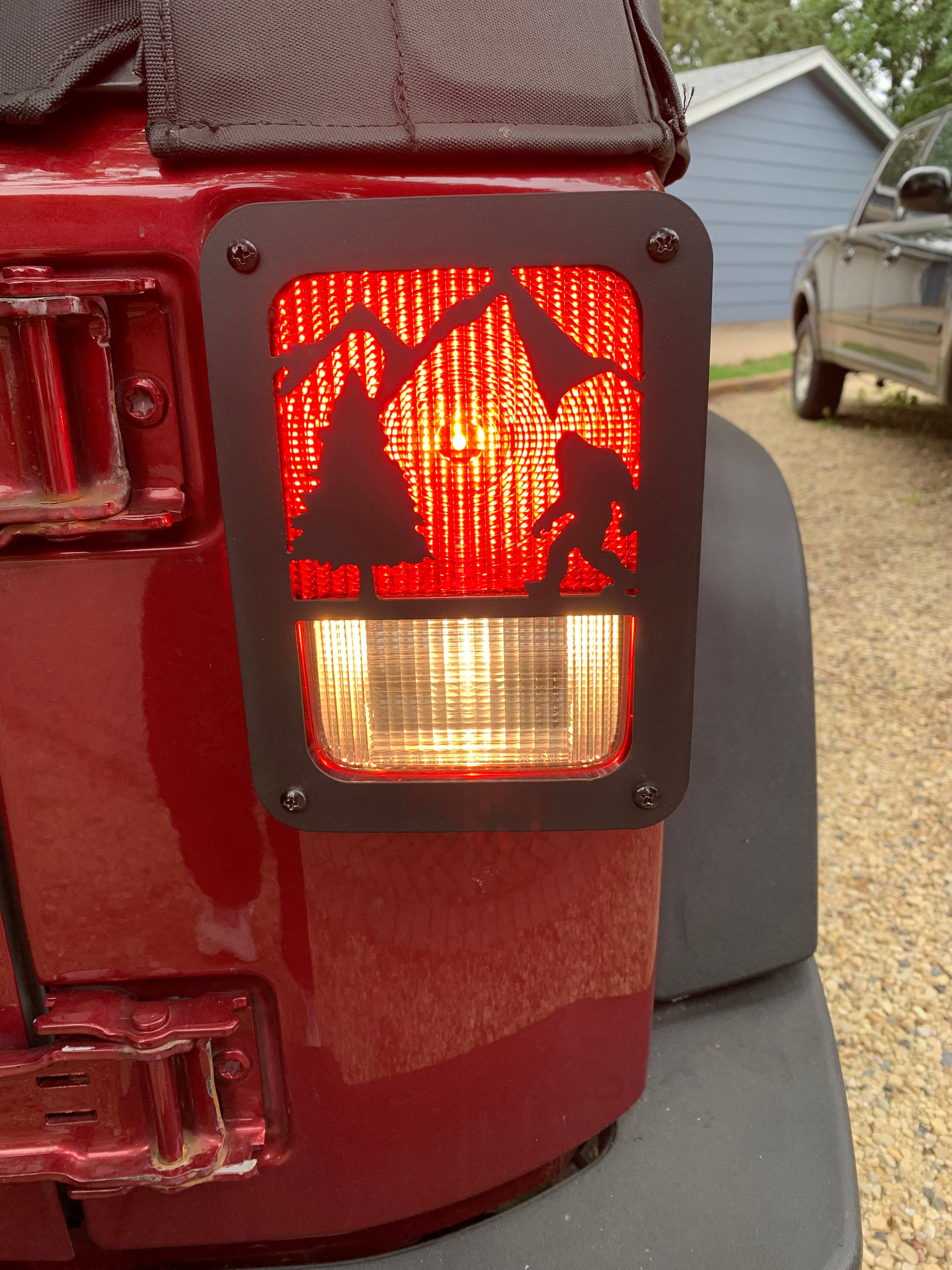 Pair Tail Light Guards Cover Rear Lamps Trim For Jeep Wrangler JK 2007-2017 – Black Stainless Steel