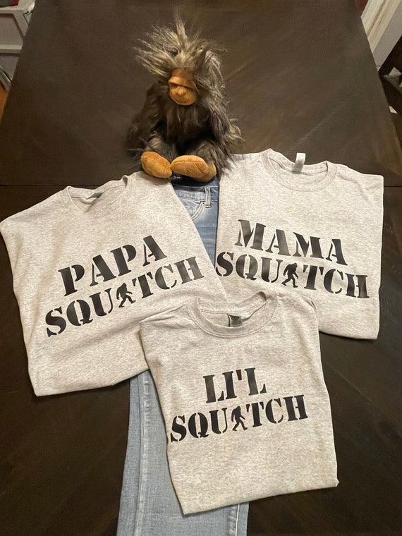Bigfoot Family T-Shirt – Papa, Mama, Li'l Squatch Grey Tee