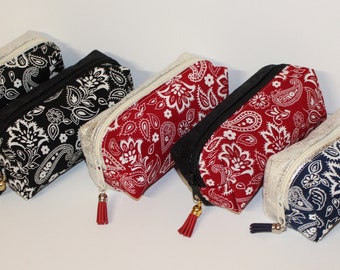 Bandana Trousse scolaire maquillage souple en similicuir vieilli argent  ou noir coloris rouge noir ou marine