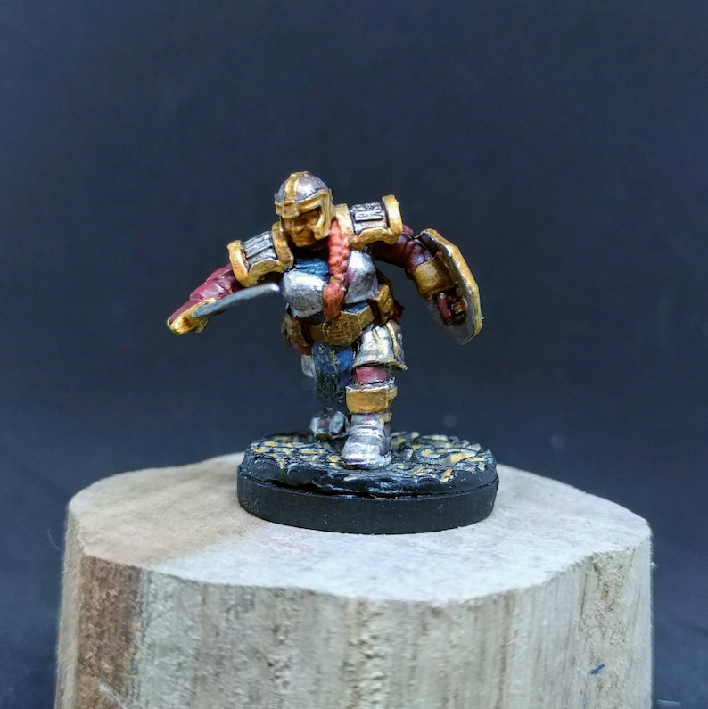Custom Painting Service for a Dwarf Female 28mm WizKids Miniature Dungeons and Dragons Miniature