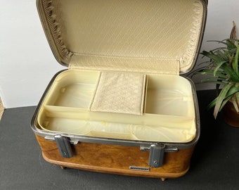 American Tourister Train Case Vintage Luggage  Hard Case Storage Travel Carrier Makeup Case Vintage Retro Travel Carry On Suitcase
