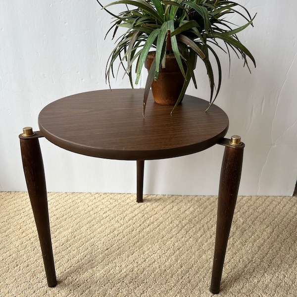 Side Table Plant Stand Stool Wood Look  Laminate Round Top Vintage Mid Century  Style Living Room Stacking Table Plant Stand