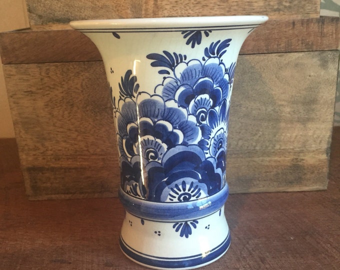 Gilde Original Delft Handgemalt 222A Blue and White Floral Vase Vintage