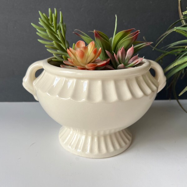 Vintage USA Planter Creamy Ivory White Round- Vintage Retro Indoor Ceramic Pottery Planter
