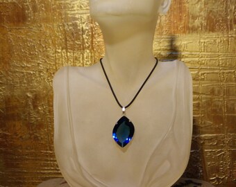 Titanic Necklace - Etsy