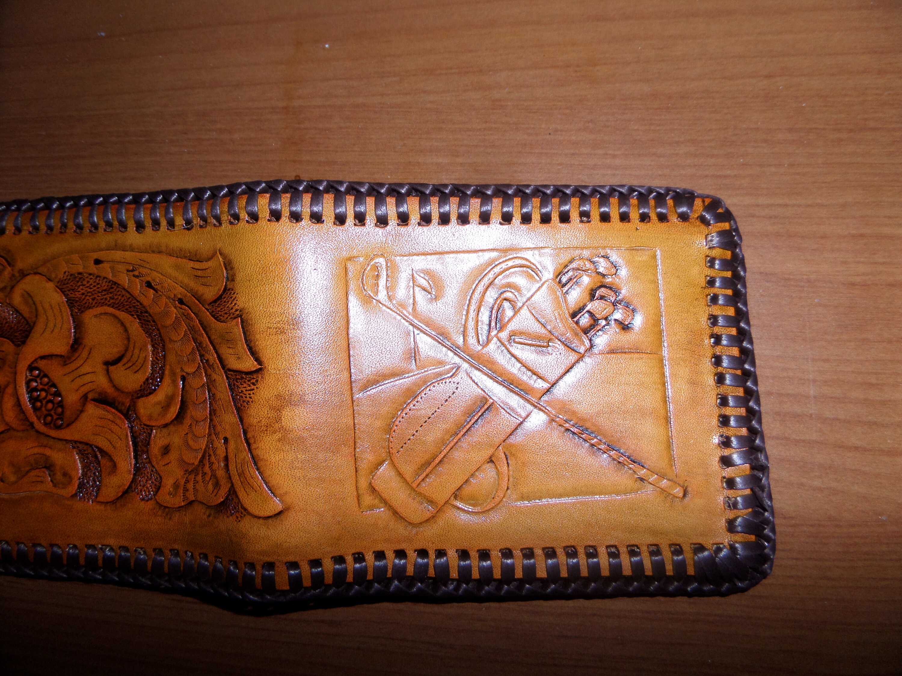 Leather carved & tooled sports wallet Golf design Etsy