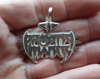 Praying Mantis silver pendant